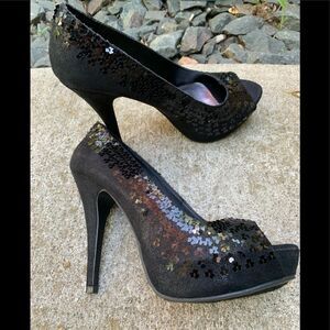 Chinese Laundry black sequin platform heels, great shape, open toe, size 9